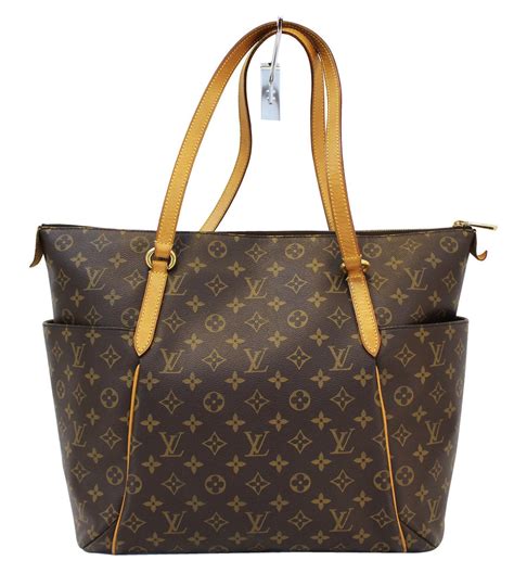 where is louis vuitton bags made